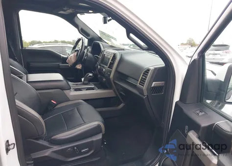 2018 Ford F-150 Raptor из США, поврежденный, VIN 1FTFW1RGXJFA67993